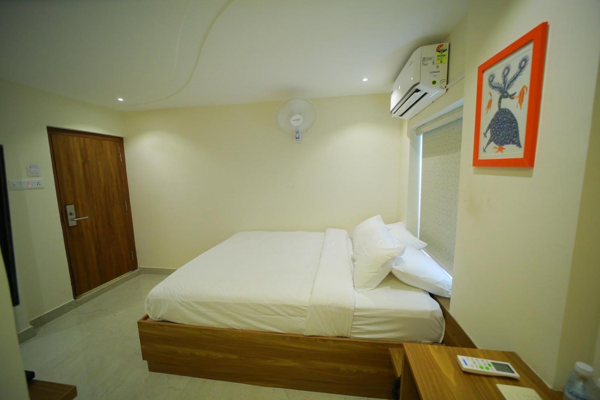 Hotel Dhruv Elite And Banquets Hyderabad Exterior foto